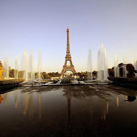 Eiffel Tower Апартаменты *